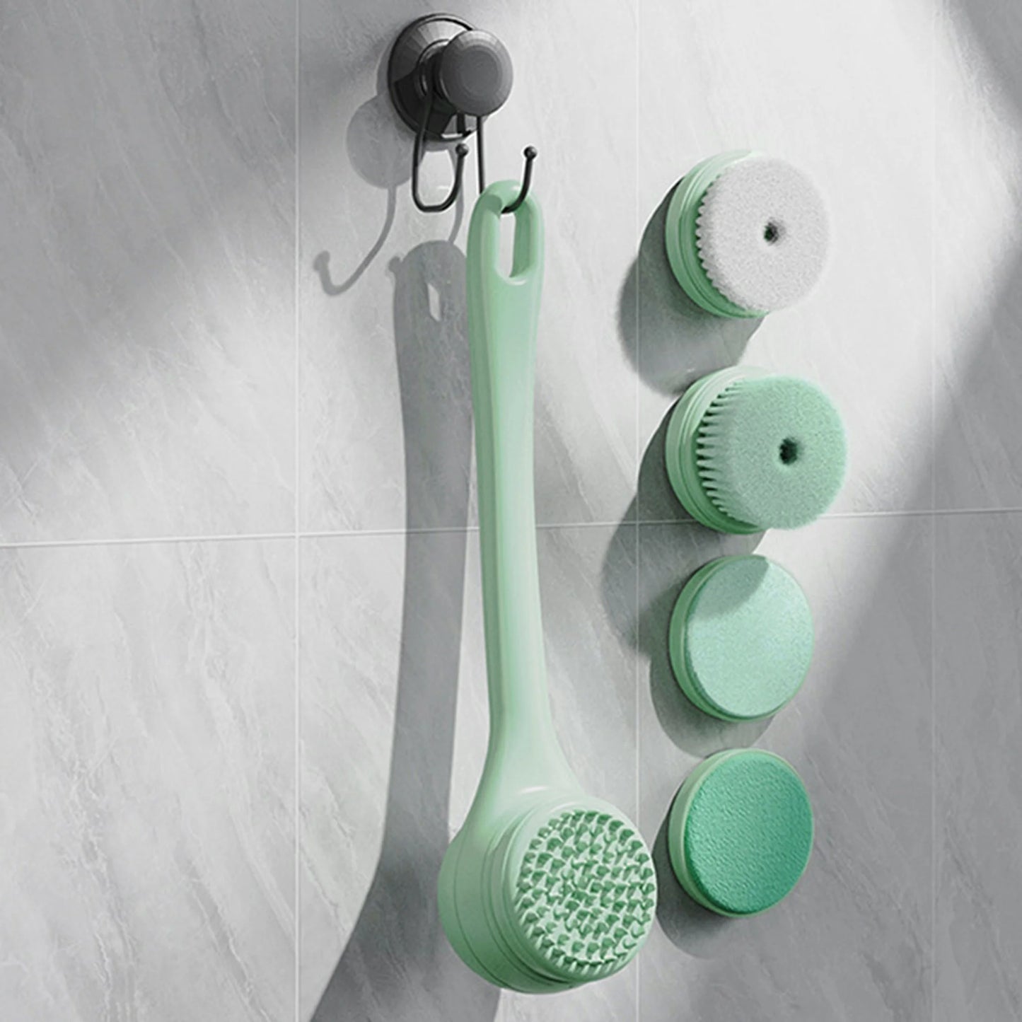 Ensemble brosse de douche électrique et machine exfoliante